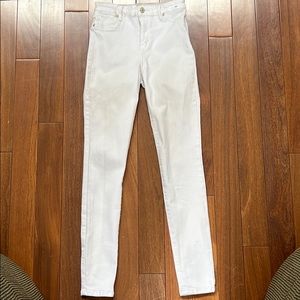 Abercrombie and Fitch White skinny Jeans